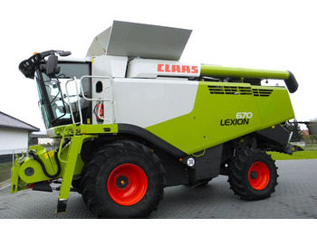 Pemanen gabungan CLAAS Lexion 670