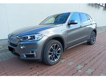 Mobil SUV BMW