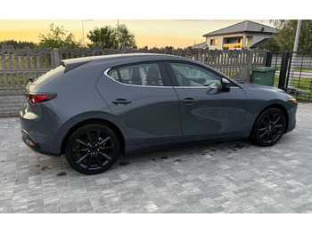 Mobil MAZDA