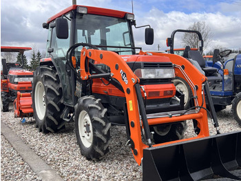 Traktor kompak KUBOTA