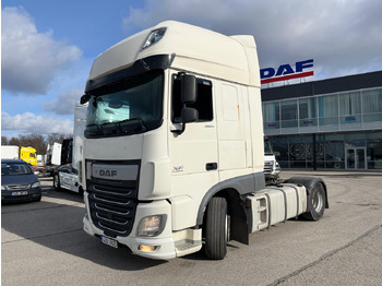 Tractor head DAF XF 460
