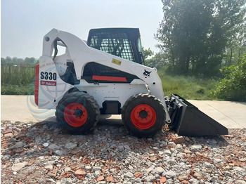 Skid steer BOBCAT