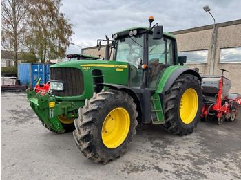 Traktor JOHN DEERE 6830