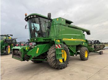 Pemanen gabungan JOHN DEERE WTS Series
