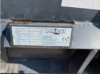 Bajak salju MAGSI LNAF 210: gambar 3