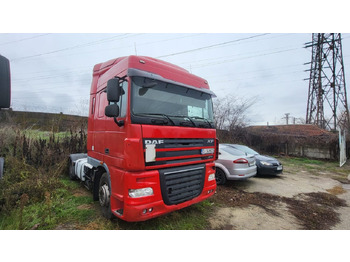 Tractor head DAF XF 105 460