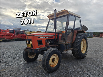 Traktor ZETOR