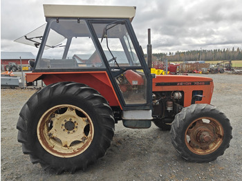 Traktor ZETOR 7245 - 4WD: gambar 4 Traktor ZETOR 7245 - 4WD: gambar 4