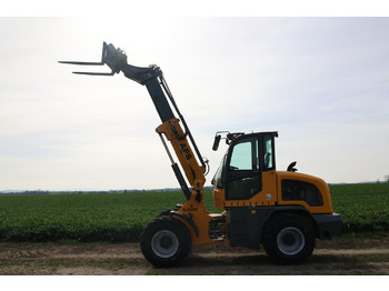 Loader depan teleskopik