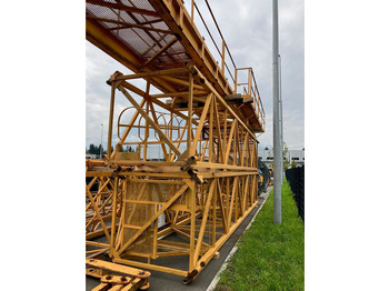 Derek menara LIEBHERR