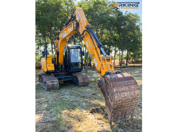 Ekskavator JCB JS131LC: gambar 3