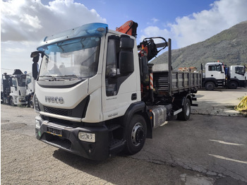 Truk derek IVECO EuroCargo
