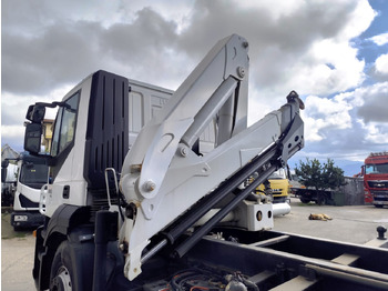 Truk derek IVECO STRALIS AD 190S31P: gambar 4