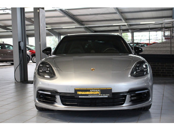 Mobil sedan Porsche Panamera 4S Diesel PDK Kamera LED DAB Bose 21": gambar 2