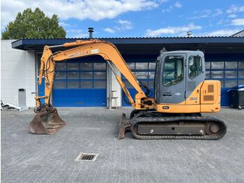 Ekskavator perayap CASE