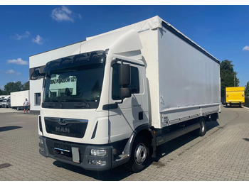 Truk dengan terpal samping MAN TGL 12.220