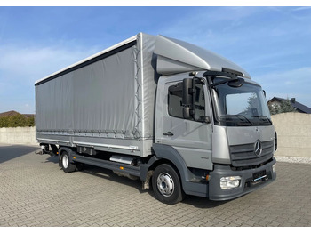 Truk dengan terpal samping MERCEDES-BENZ Atego 818