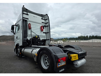 Tractor head IvecoS-Way 460 4x2 LNG / LBG: gambar 3 Tractor head IvecoS-Way 460 4x2 LNG / LBG: gambar 3