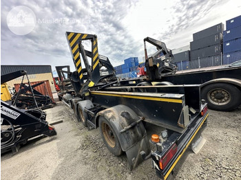 Semi-trailer pengangkut mobil HAMMAR