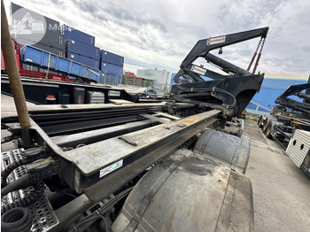 Semi-trailer pengangkut mobil HAMMAR