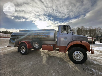 Truk tangki SCANIA L
