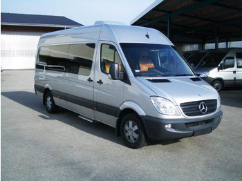 Bus mini MERCEDES-BENZ