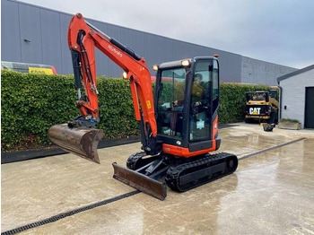 Ekskavator mini Kubota U 27-4: gambar 2