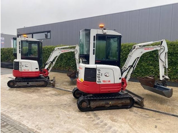 Ekskavator mini TAKEUCHI TB23R