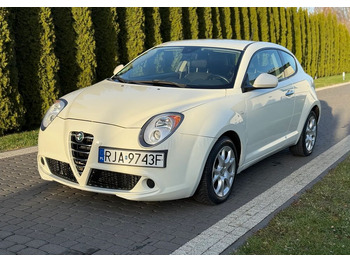 Mobil ALFA ROMEO