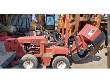 Mesin penggali parit DITCH WITCH