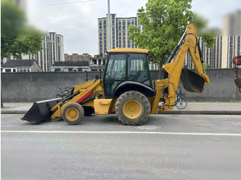 Leasing CASE 580 CASE 580: gambar 4