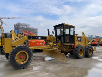 Grader CATERPILLAR 140H: gambar 2