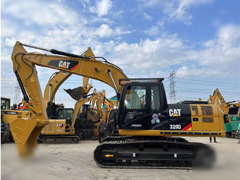 Ekskavator perayap CATERPILLAR 320D