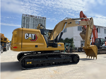 Ekskavator perayap CATERPILLAR 323