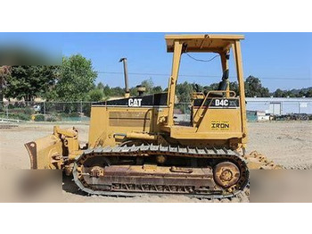 Bulldozer CATERPILLAR D4C