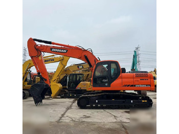 Ekskavator perayap DOOSAN DX225LCA