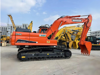 Ekskavator perayap DOOSAN DX300LC-9C