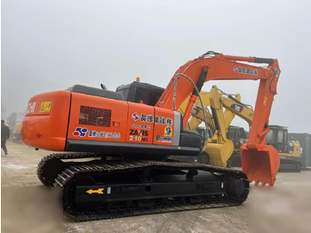 Ekskavator perayap HITACHI ZX210 LC-3G: gambar 2