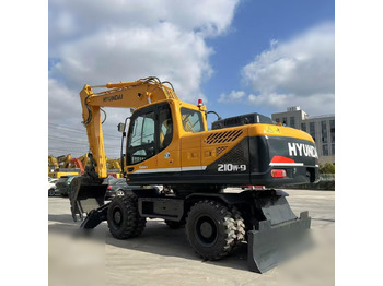 Ekskavator roda HYUNDAI