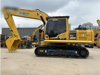 Ekskavator perayap KOMATSU PC200-8