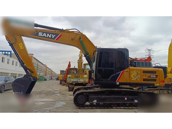 Ekskavator perayap SANY