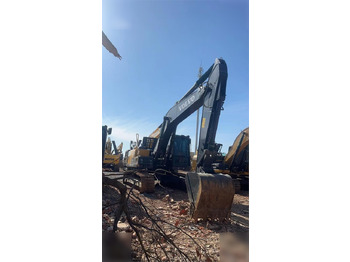 Ekskavator perayap VOLVO EC210: gambar 4