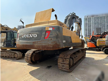 Ekskavator perayap VOLVO EC480DL: gambar 3