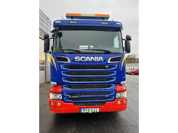 Truk jungkit SCANIA R 520