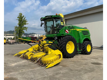 Pemanen hijauan JOHN DEERE 8600