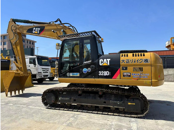 Ekskavator CATERPILLAR 320D