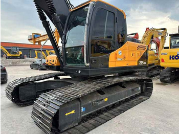Ekskavator Excellent Performance Korea Brand Hyundai 225-9 Excavator with 800mm Wide Truck Shoe on Hot Sale  Used hyundai 220 225 Excavator [ Copy ] [ Copy ] [ Copy ]: gambar 3