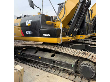 Ekskavator CATERPILLAR 320GC