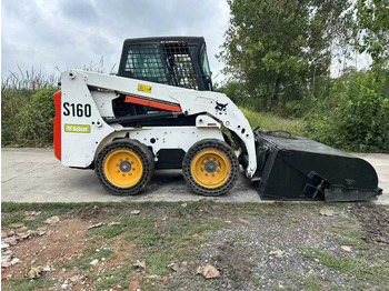 Skid steer USED BOBCAT S160 Skid-steer Loader with Very Good Performance Is for Sale at a Low Price.: gambar 3