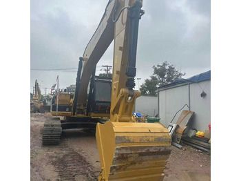 Ekskavator perayap CATERPILLAR 320DL